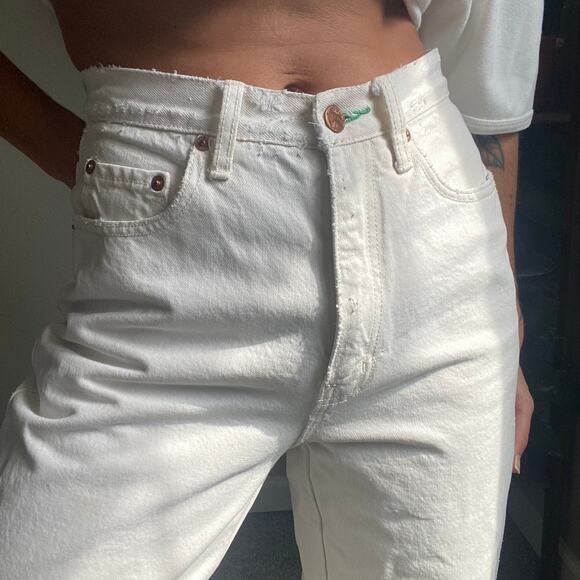 Vintage High Waisted Jeans - Picture 1 of 9